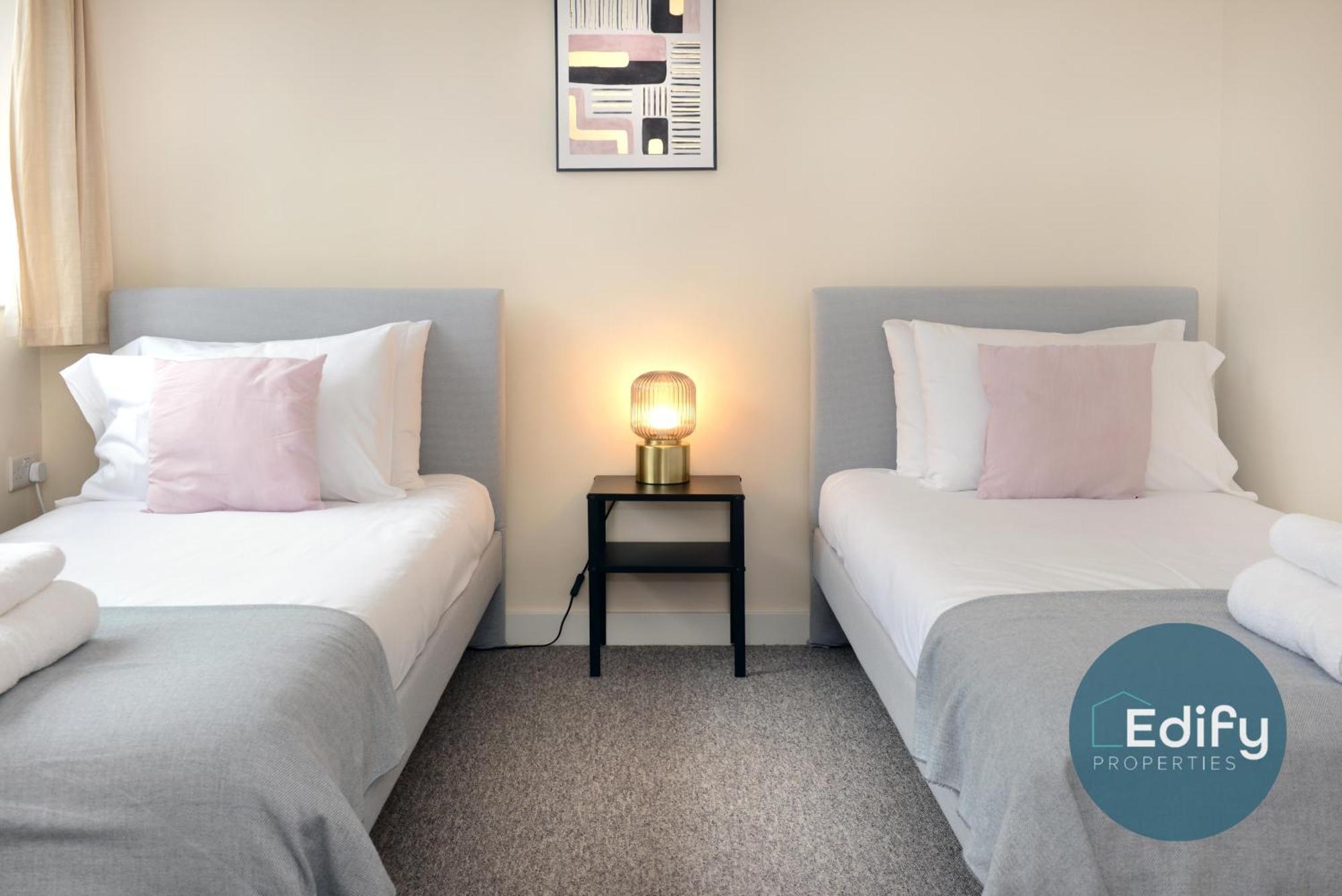 City Centre Townhouse, Sleeps 8, Free Parking Southampton Exterior foto